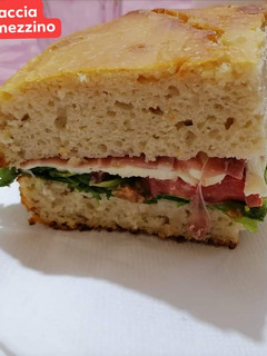 Foto di Focaccia tramezzino con lievito madre