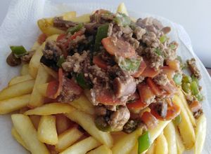 Una foto de Chorrillana vegetariana
