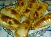 Una foto de empanadas de mondongo