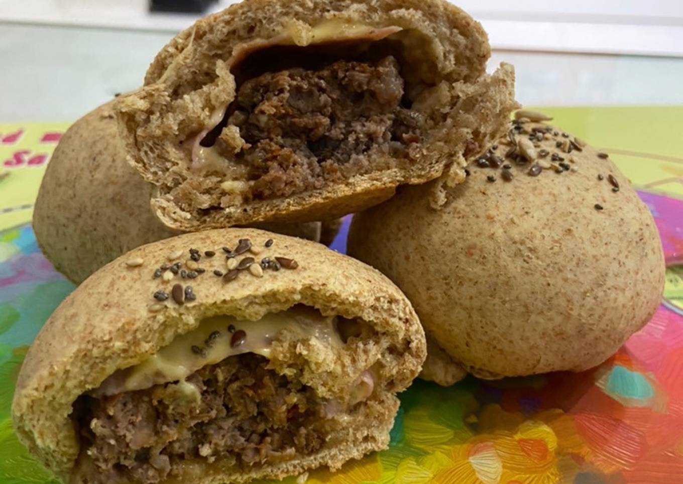 Mini hamburguesas en pan de pizza integral