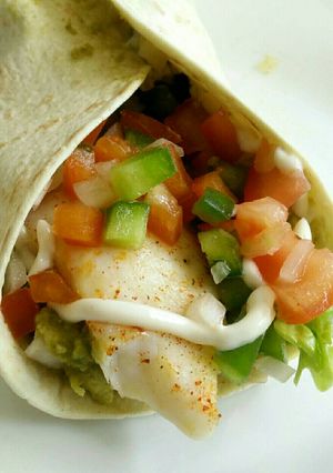 Foto principal de Tacos de pescado con guacamole y pico de gallo