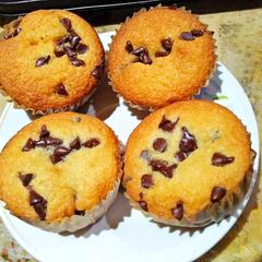 Chocolate chip cup cakes A picture of Chocolate chip cup cakes.