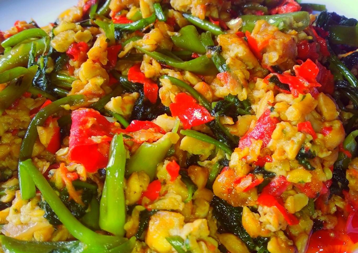 Tempe tumis kangkung