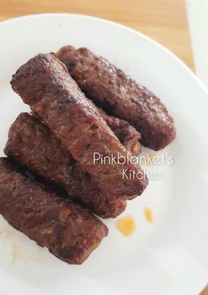 A picture of Balkan Cevapi (Cevapčići).