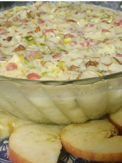 ફ્રુટ સલાડ (Fruit Salad Recipe In Gujarati) રેસીપી મુખ્ય ફોટો