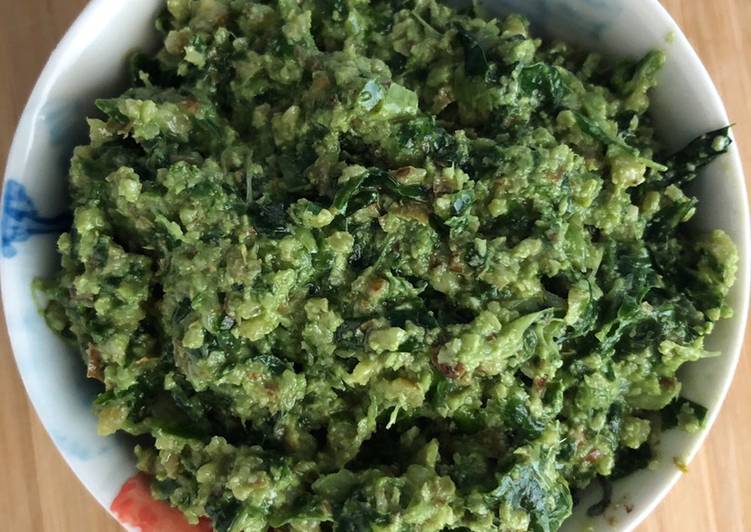 Wild garlic pesto - vegan