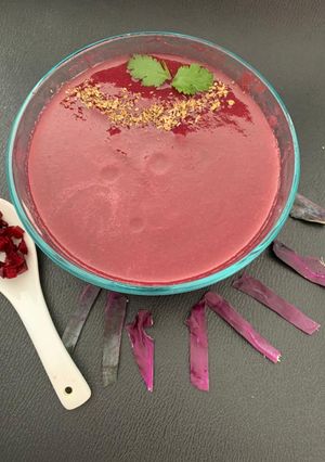ગાજર બીટ નું સુપ (Gajar Beetroot Soup Recipe In Gujarati) રેસીપી મુખ્ય ફોટો
