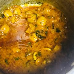 A picture of Mutton kidneys curry.