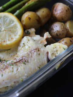 Foto de Marmita Saudável - Filetes de pescada no forno
