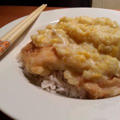A picture of Fish fillet and corn sauce (粟米斑腩).