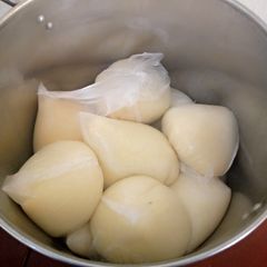 A picture of Creamy semolina wraps.