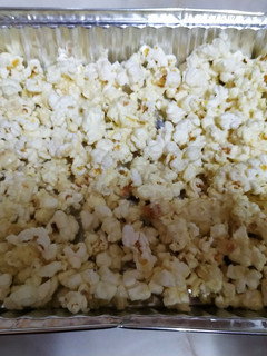 Una foto de Palomitas con chocolate blanco
