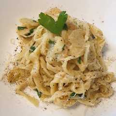 Φωτογραφία της συνταγής Spaghetti Aglio e olio (μακαρονάδα με σκόρδο και ελαιόλαδο)