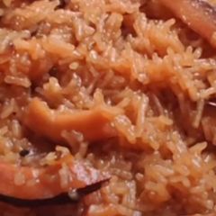A picture of Jaggery rice.
