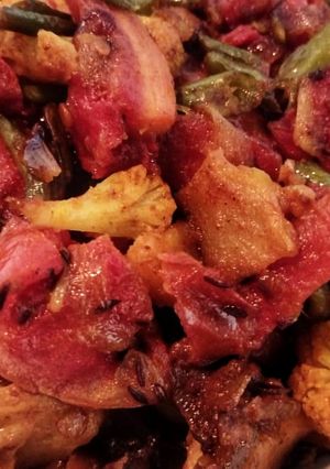 শীতের সব্জী(Sheeter sabji bhaja recipe in Bengali) রেসিপির প্রধান ছবি