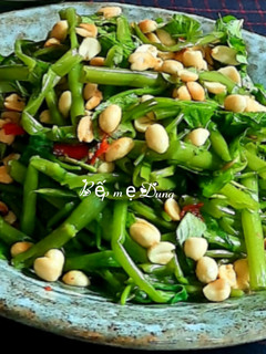 Hình của món Gỏi rau muống.