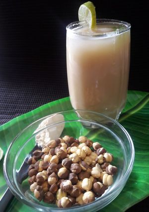 A picture of Sattu Drink with lemon-honey.