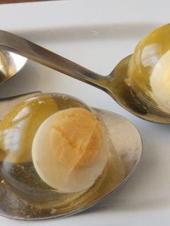 Una foto de Aperitivo sólido y transparente
