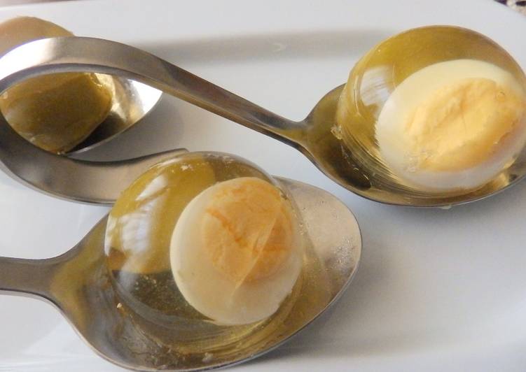 Aperitivo sólido y transparente
