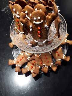 Foto principal de Gingerbread Man Cookies (Galletas de hombre de jengibre)