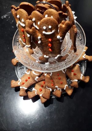 Foto principal de Gingerbread Man Cookies (Galletas de hombre de jengibre)