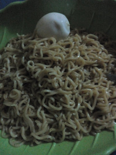 A picture of Indomie with egg.