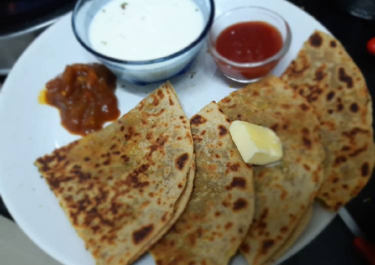 Steps to Make Super Quick Homemade Moong Dal Paratha