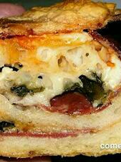 Una foto de Pizza Stromboli