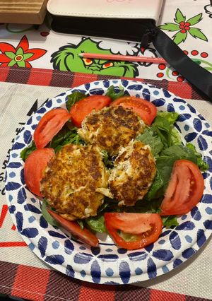 A picture of Crab cakes.