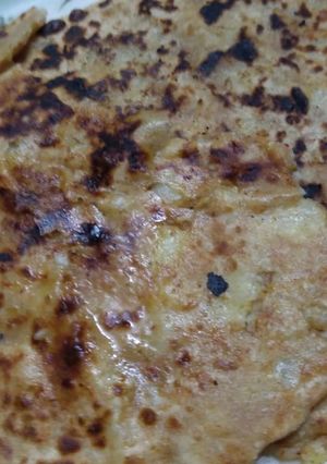 आलू का पराठा (aloo ka paratha recipe in Hindi) रेसिपी मुख्य फोटो