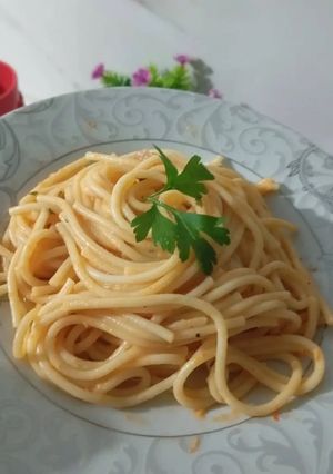 صورة لوصفة ساباكيتّي بالصوص والطماطم والفرماج