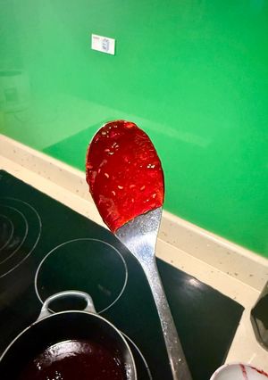 Hình của món Mứt Raspberry (phúc bồn tử).