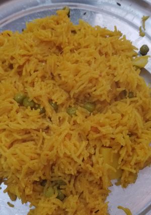 A picture of Matar pulao.