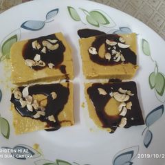 A picture of Biscuit custard pudding.