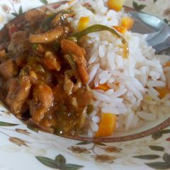 A picture of Shredded teriyaki chicken sauce.