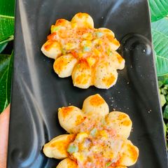 A picture of Pizza Flowers.