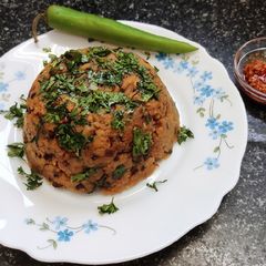 A picture of Ukadpendi.