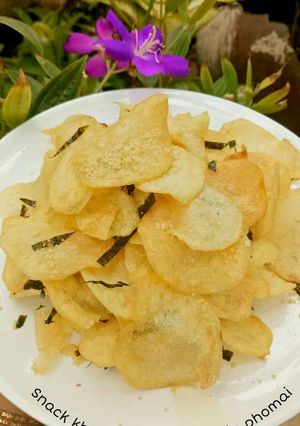 Hình của món Snack khoai tây rong biển lắc phomai.