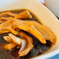 A picture of Homemade marinated duck feet.
