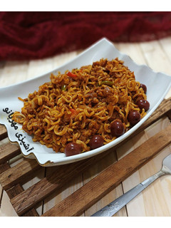 عکسی از دستور نودل با سس گوشت