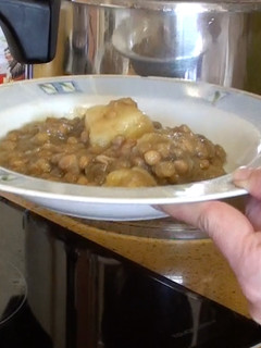 Una foto de Lentejas con verduras en olla express