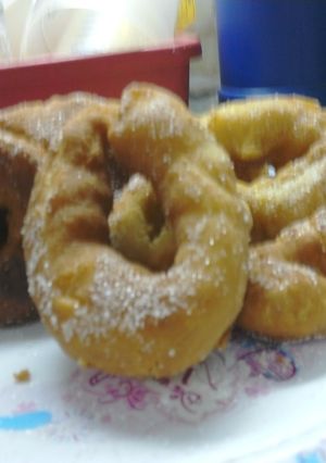 Una foto de Rosquitas con mamá