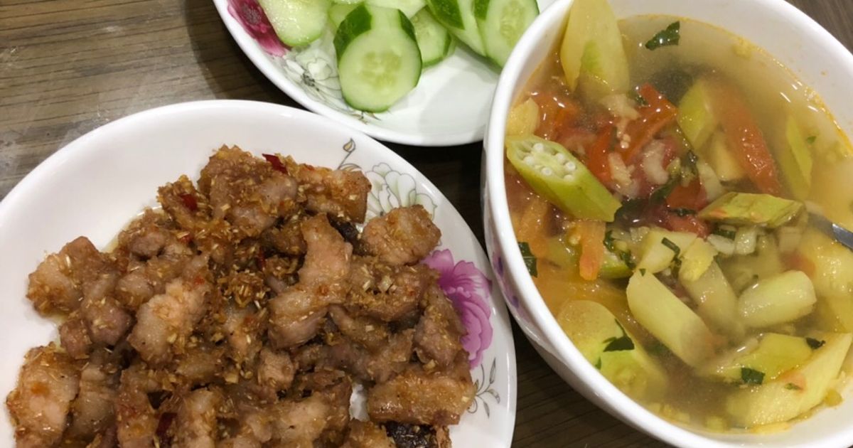 Cách Làm Món Thịt Heo 🐷 Ba Rọi Xào Mắm Ruốc Và Xả 🥒 của Hạnh heo - Cookpad