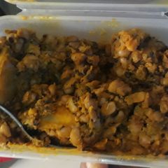 A picture of Porriage beans and yam.
