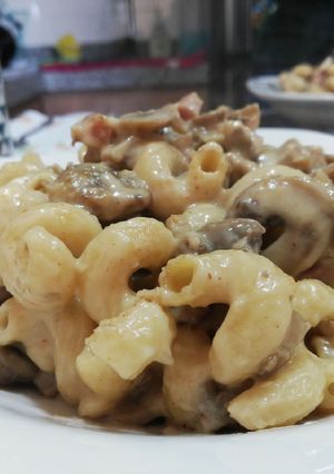 Una foto de Pasta con Champiñones, Bacon y Queso