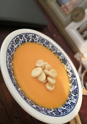 Una foto de Crema de zanahoria 🥕🥕🥕