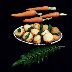 A picture of Semolina Carrot Appe.