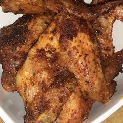 A picture of Baked Herby Chicken dinga wings.