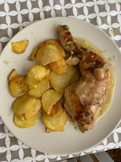 Una foto de Pollo a la cerveza