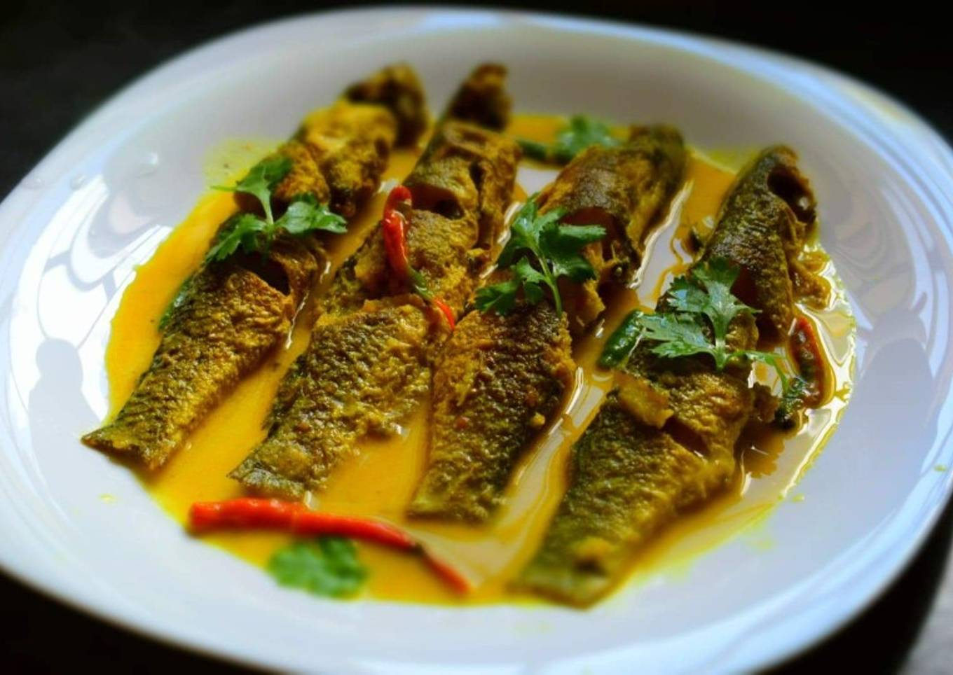 Steamed Parshe In Mustard Gravy